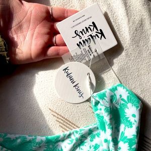 Kulani kini bottoms, size M, never worn with tags